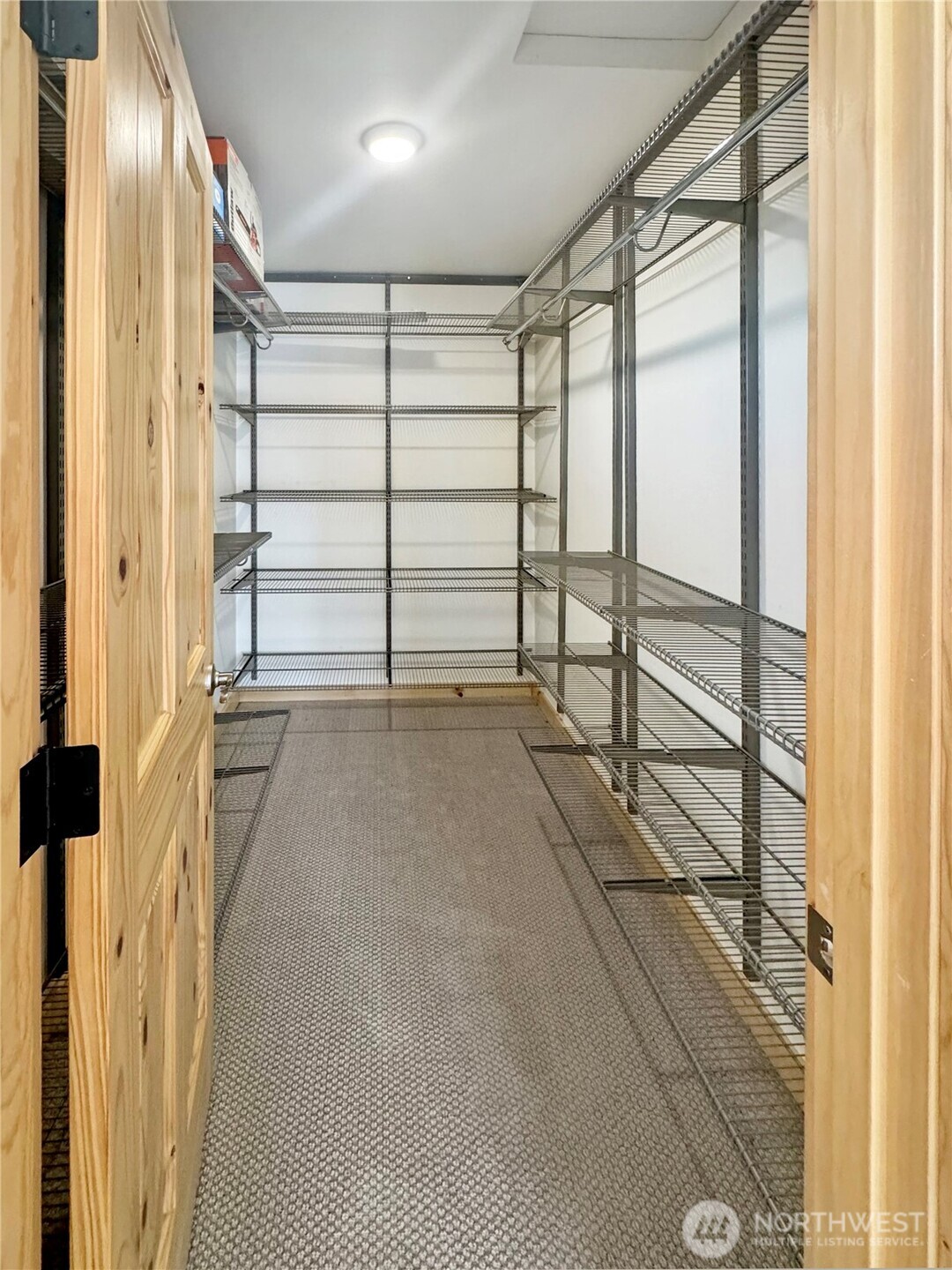 Cle Elum, Washington, 98922, United States, 3 Bedrooms Bedrooms, ,2 BathroomsBathrooms,Residential,For Sale,2001560