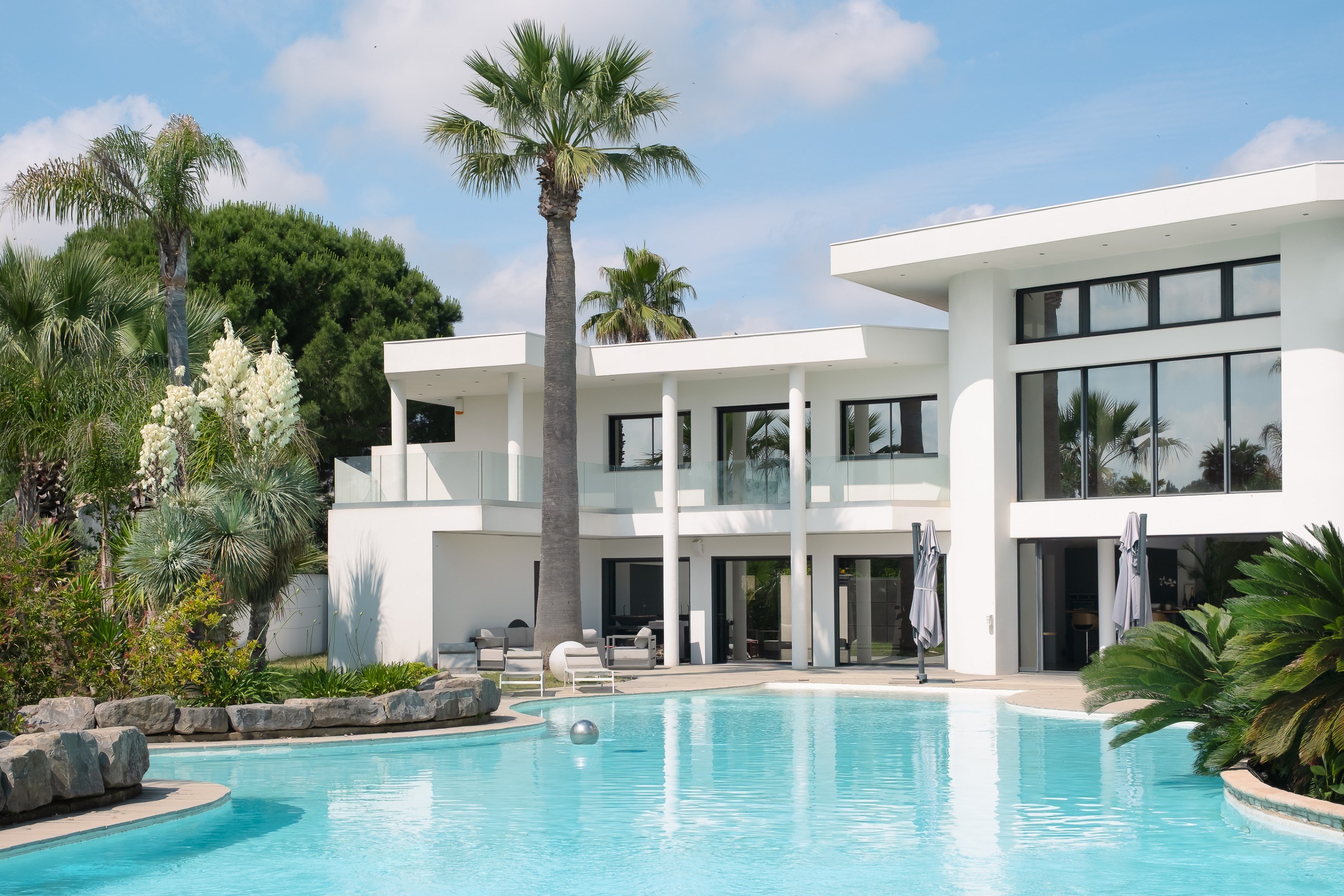  An amazing contemporary property - 物件實景
