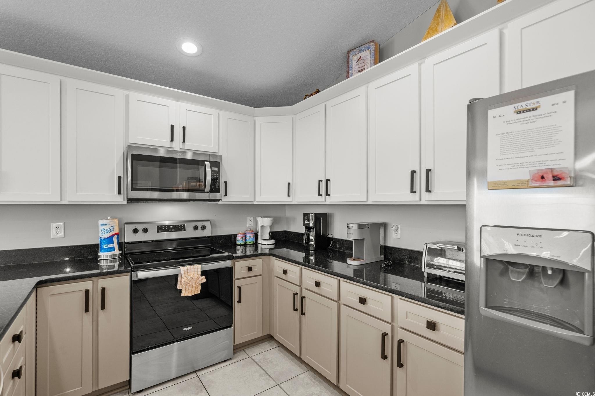 Murrells Inlet, South Carolina, 29576, United States, 7 Bedrooms Bedrooms, ,8 BathroomsBathrooms,Residential,For Sale,1984332