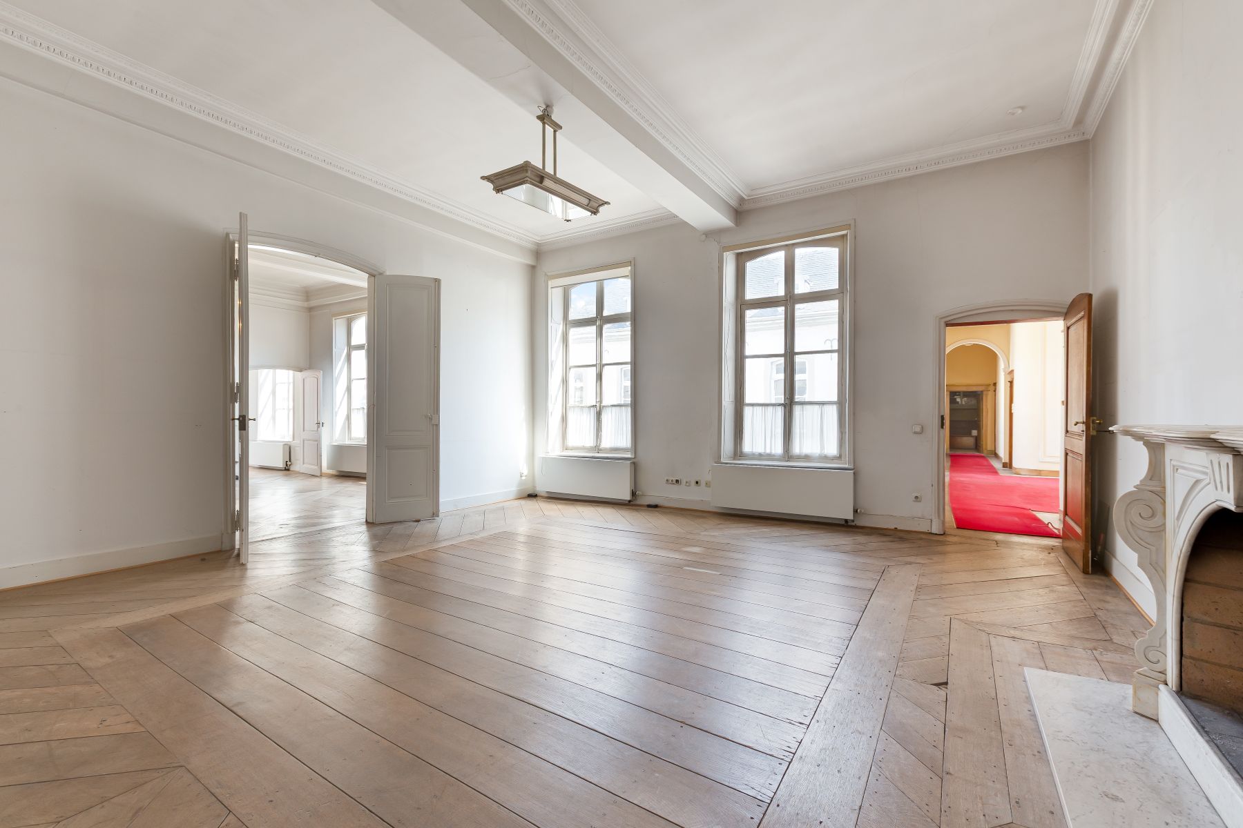  Exceptional Living: Listed Historic Townhouse in the Heart of Aachen - 物件實景