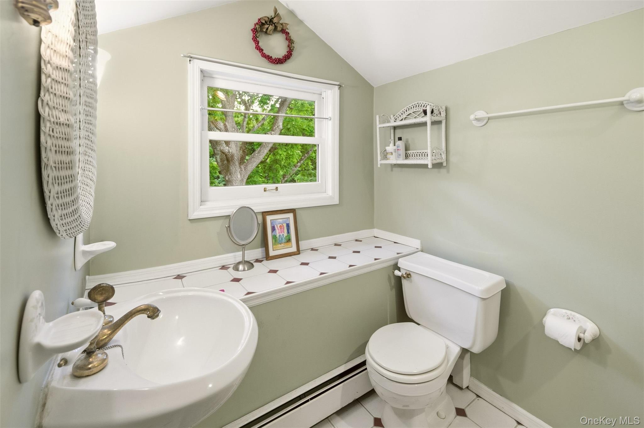  863 Lake Road, Huntington, NY, 11743 - 物件實景