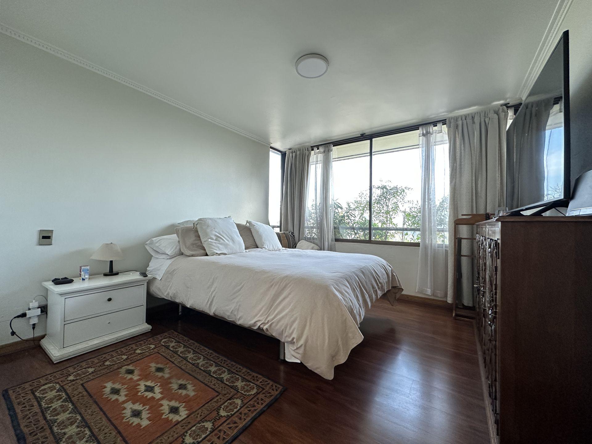 Vitacura, Chile, 3 Bedrooms Bedrooms, ,3 BathroomsBathrooms,Residential,For Sale,1911226