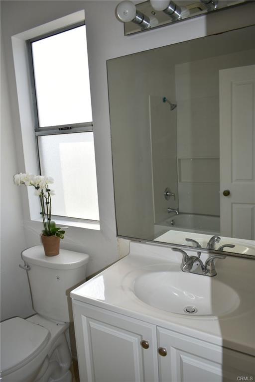 Lawndale, California, 90260, United States, 3 Bedrooms Bedrooms, ,3 BathroomsBathrooms,Residential,For Sale,1900619