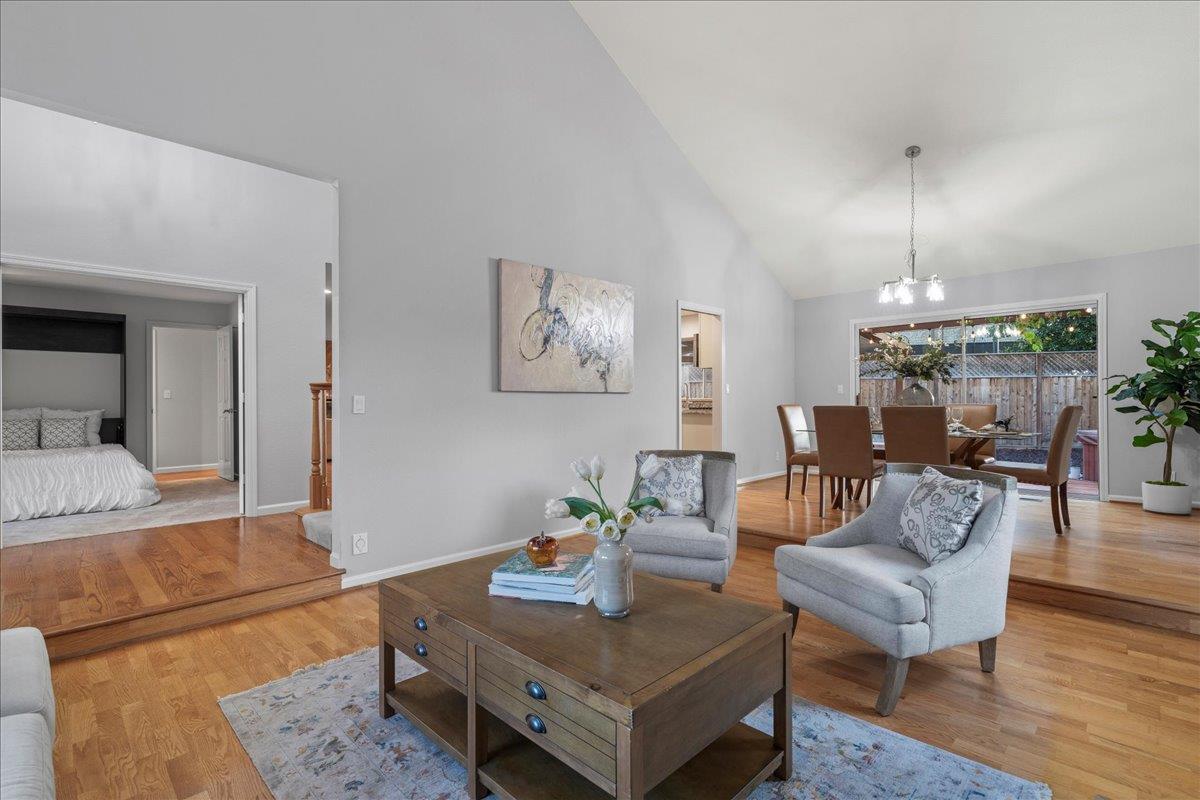 Los Gatos, California, 95032, United States, 4 Bedrooms Bedrooms, ,3 BathroomsBathrooms,Residential,For Sale,1941707