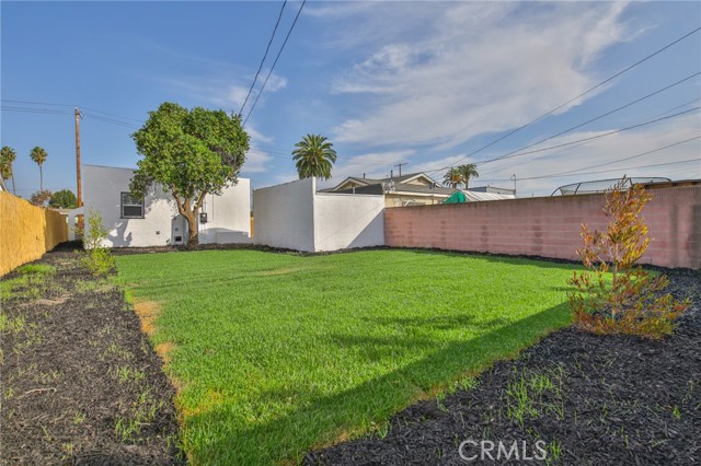 Los Angeles, California, 90002, United States, 3 Bedrooms Bedrooms, ,2 BathroomsBathrooms,Residential,For Sale,1986047