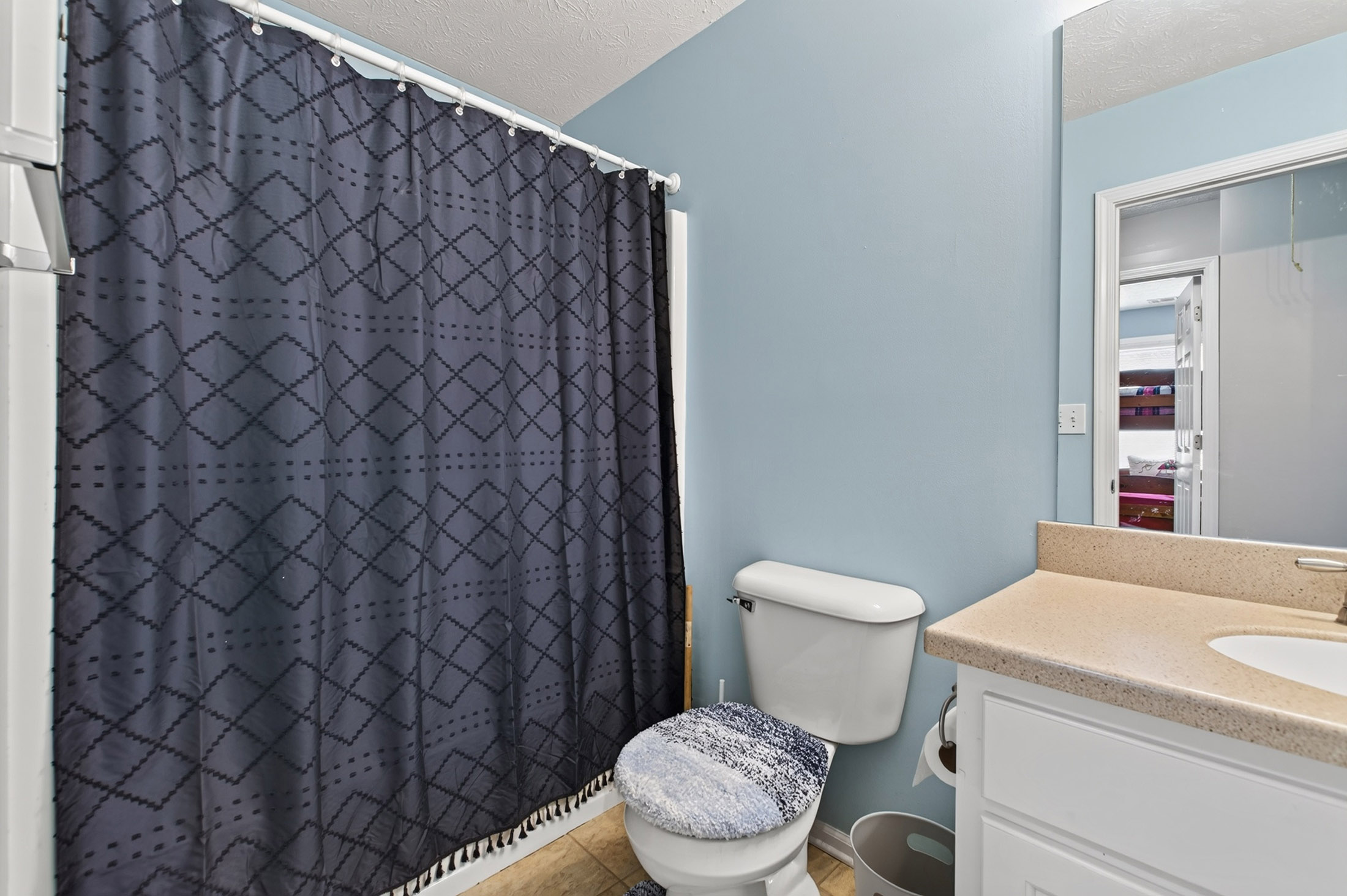  Charming Home on an Expansive 2.8+/- Acre Corner Lot - 物件實景