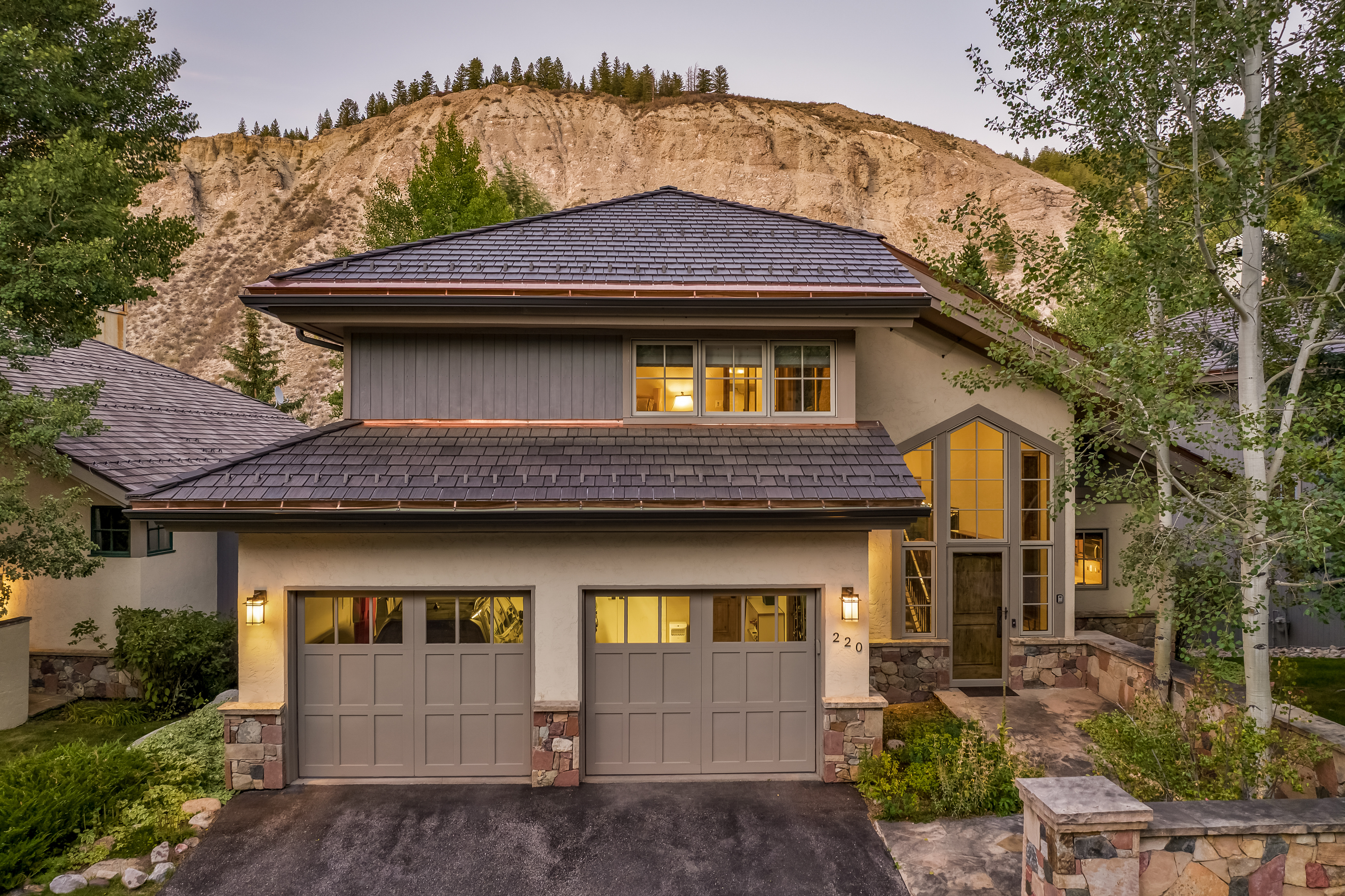  Exceptional Blend of Mountain Elegance, Comfort, and Year-round Recreation - 物件實景