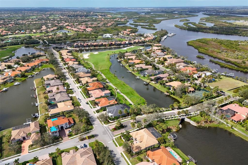 Bradenton, Florida, 34212, United States, 4 Bedrooms Bedrooms, ,3 BathroomsBathrooms,Residential,For Sale,1848553