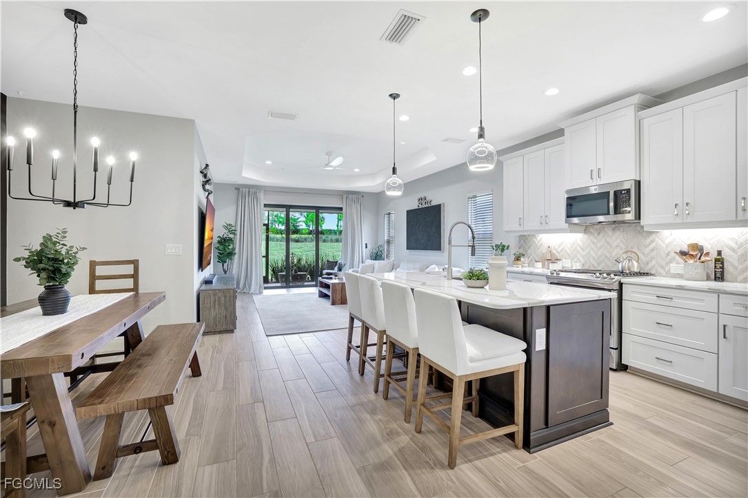 Naples, Florida, 34120, United States, 3 Bedrooms Bedrooms, ,2 BathroomsBathrooms,Residential,For Sale,1979736