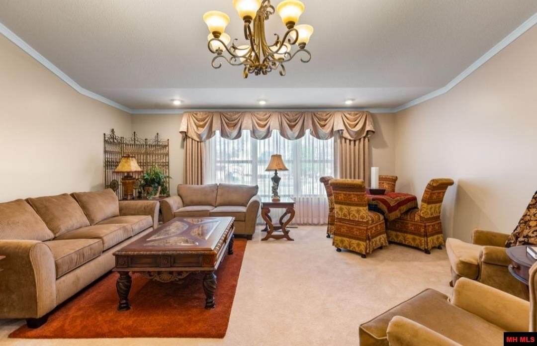 Mountain Home, Arkansas, 72653, United States, 3 Bedrooms Bedrooms, ,4 BathroomsBathrooms,Residential,For Sale,2036578