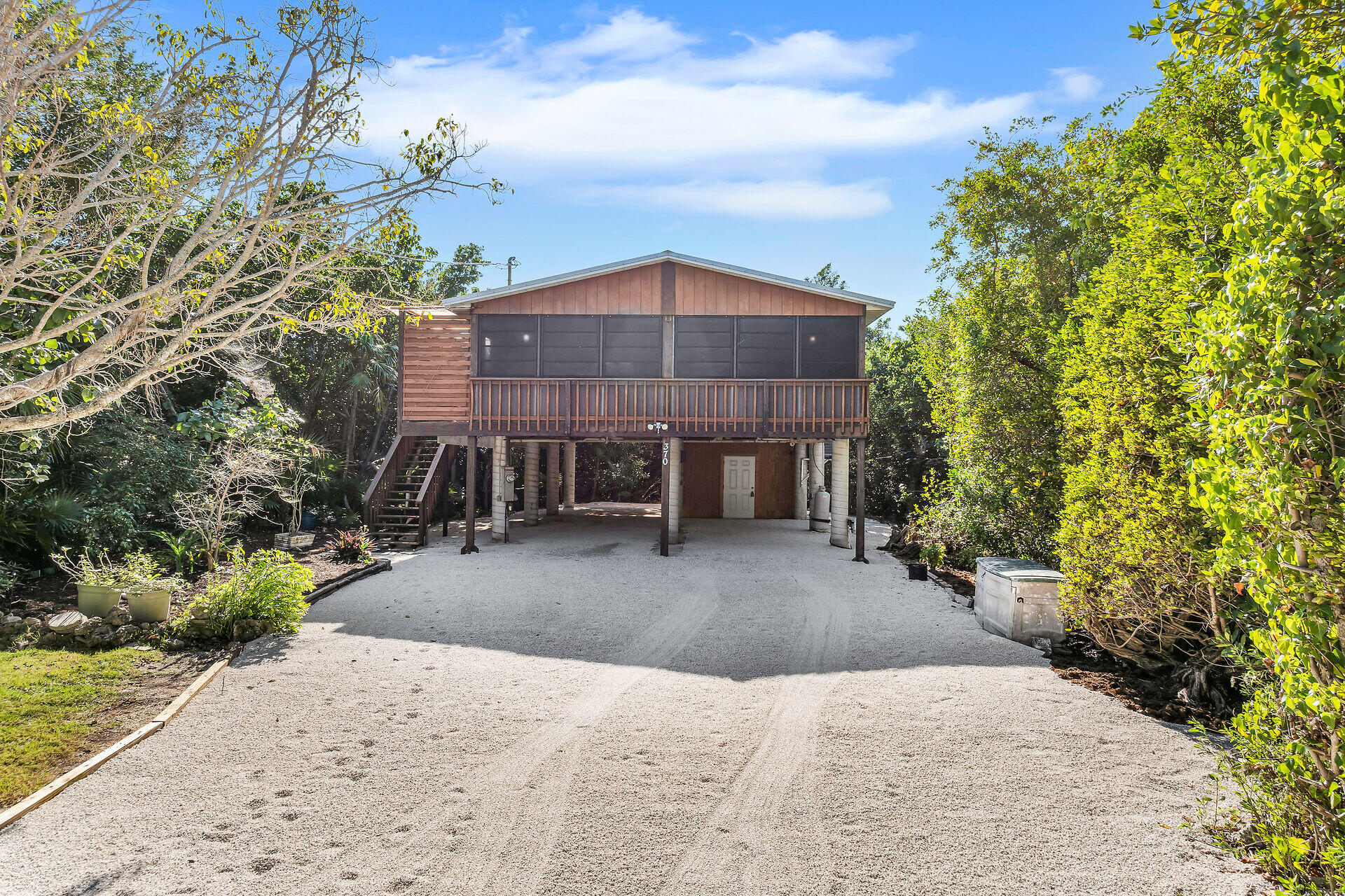 MARATHON, Florida, 33050, United States, 2 Bedrooms Bedrooms, ,2 BathroomsBathrooms,Residential,For Sale,1707651