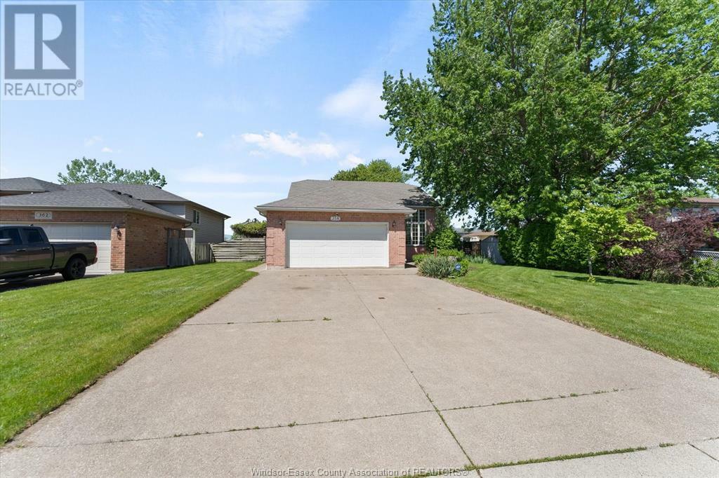 BELLE RIVER, Ontario, N8L 0N2, CA, 3 Bedrooms Bedrooms, ,3 BathroomsBathrooms,Residential,For Sale,1838821