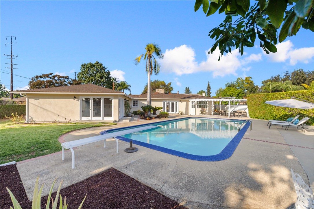 Arcadia, California, 91007, United States, 3 Bedrooms Bedrooms, ,2 BathroomsBathrooms,Residential,For Sale,1989649