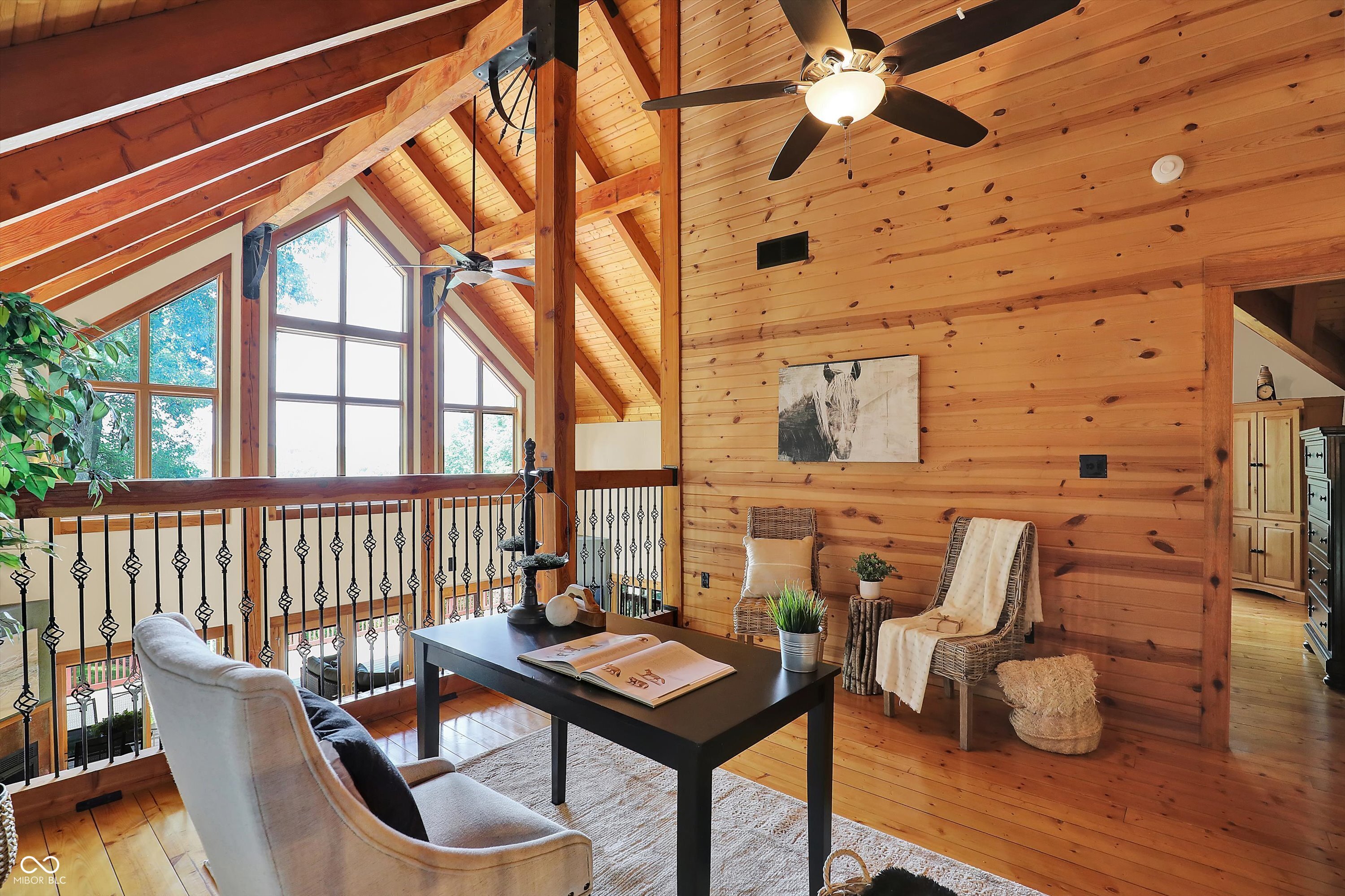 Unionville, Indiana, 47468, United States, 4 Bedrooms Bedrooms, ,5 BathroomsBathrooms,Residential,For Sale,1870094