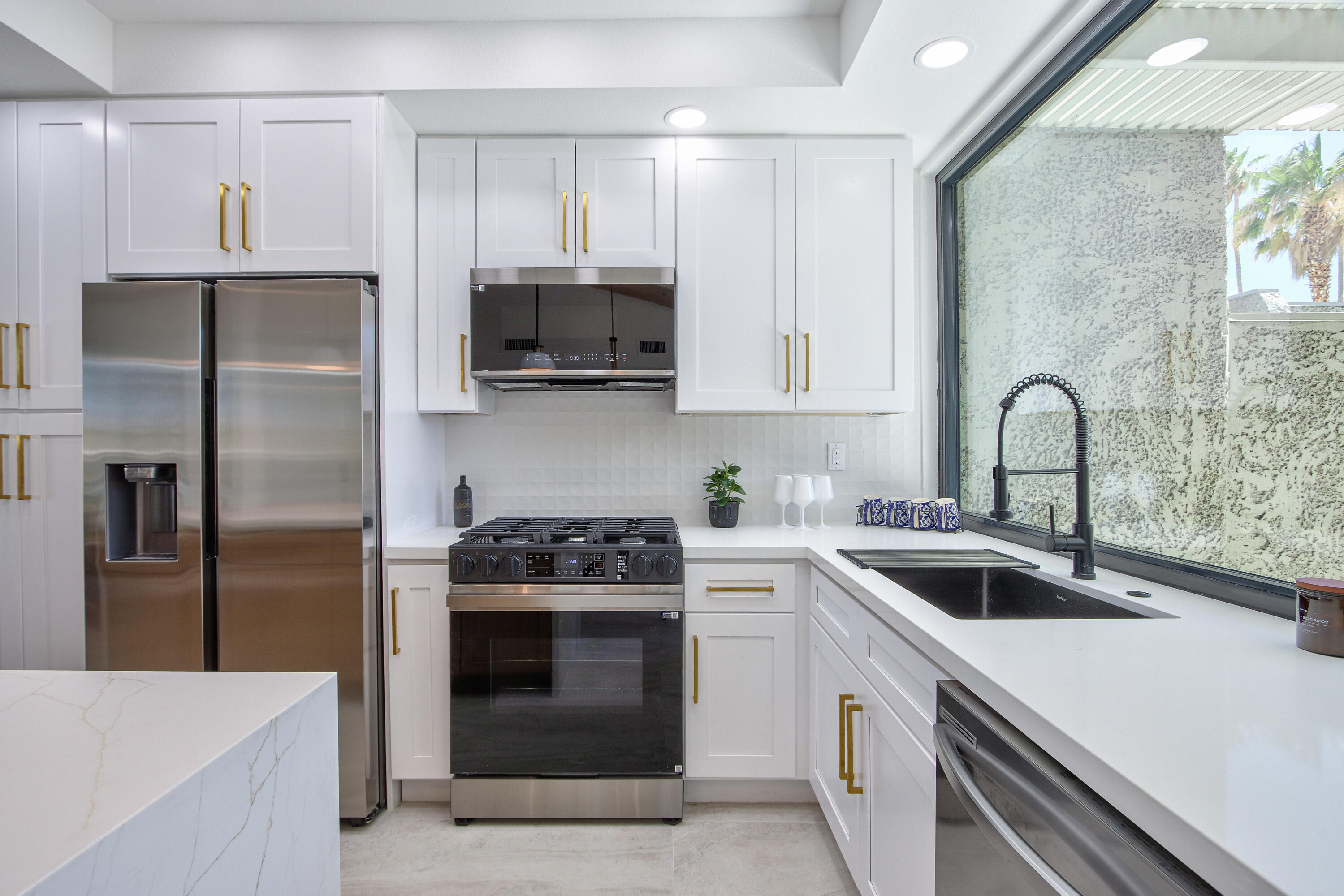 Palm Springs, California, 92262, United States, 2 Bedrooms Bedrooms, ,2 BathroomsBathrooms,Residential,For Sale,1890767