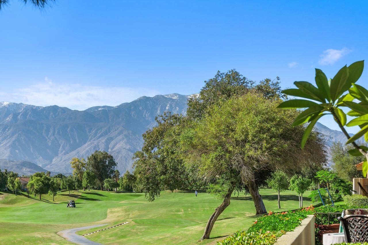 Rancho Mirage, California, 92270, United States, 3 Bedrooms Bedrooms, ,2 BathroomsBathrooms,Residential,For Sale,1999734