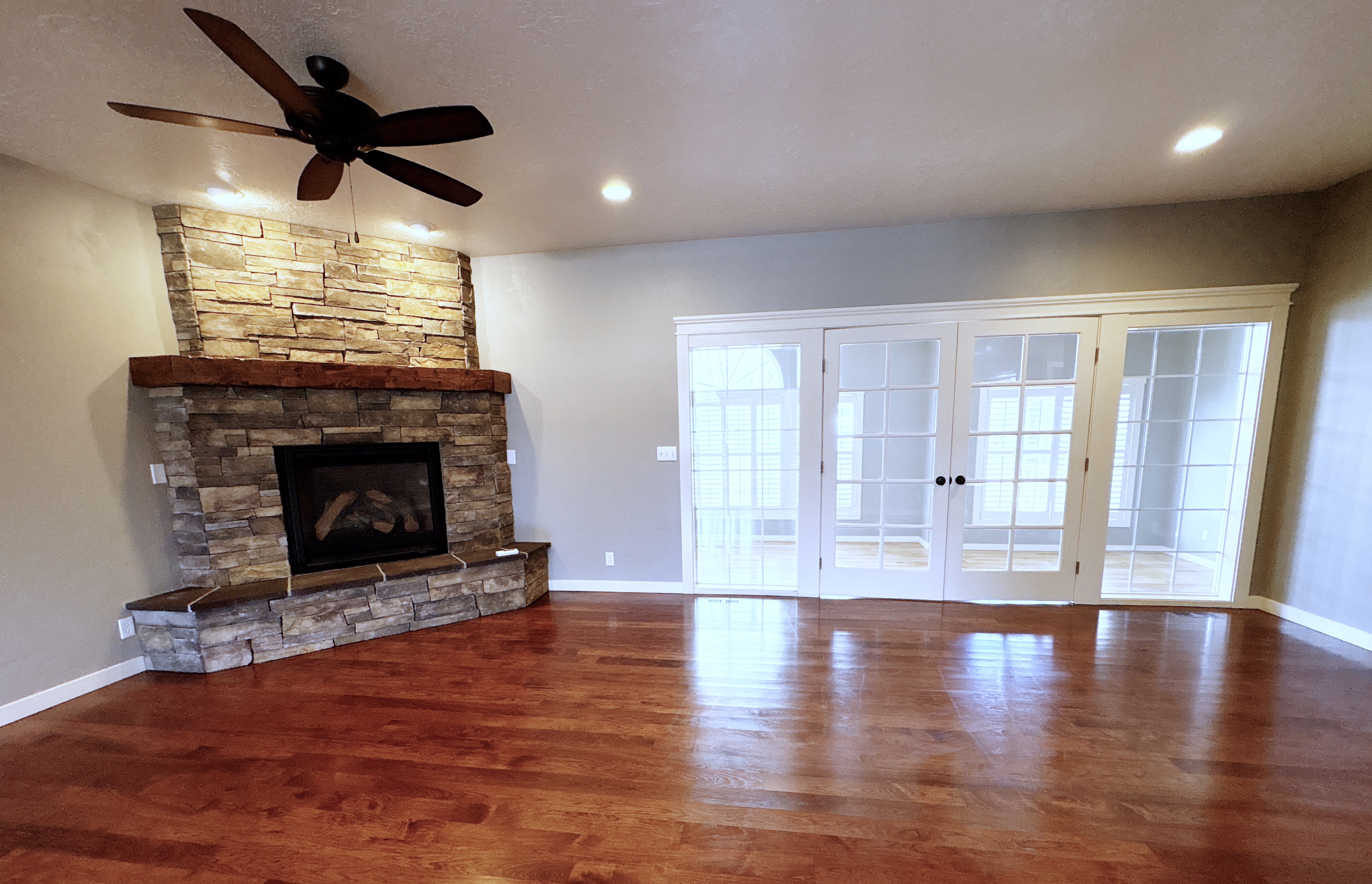 Mountain Home, Idaho, 83647, United States, 4 Bedrooms Bedrooms, ,2 BathroomsBathrooms,Residential,For Sale,1814352