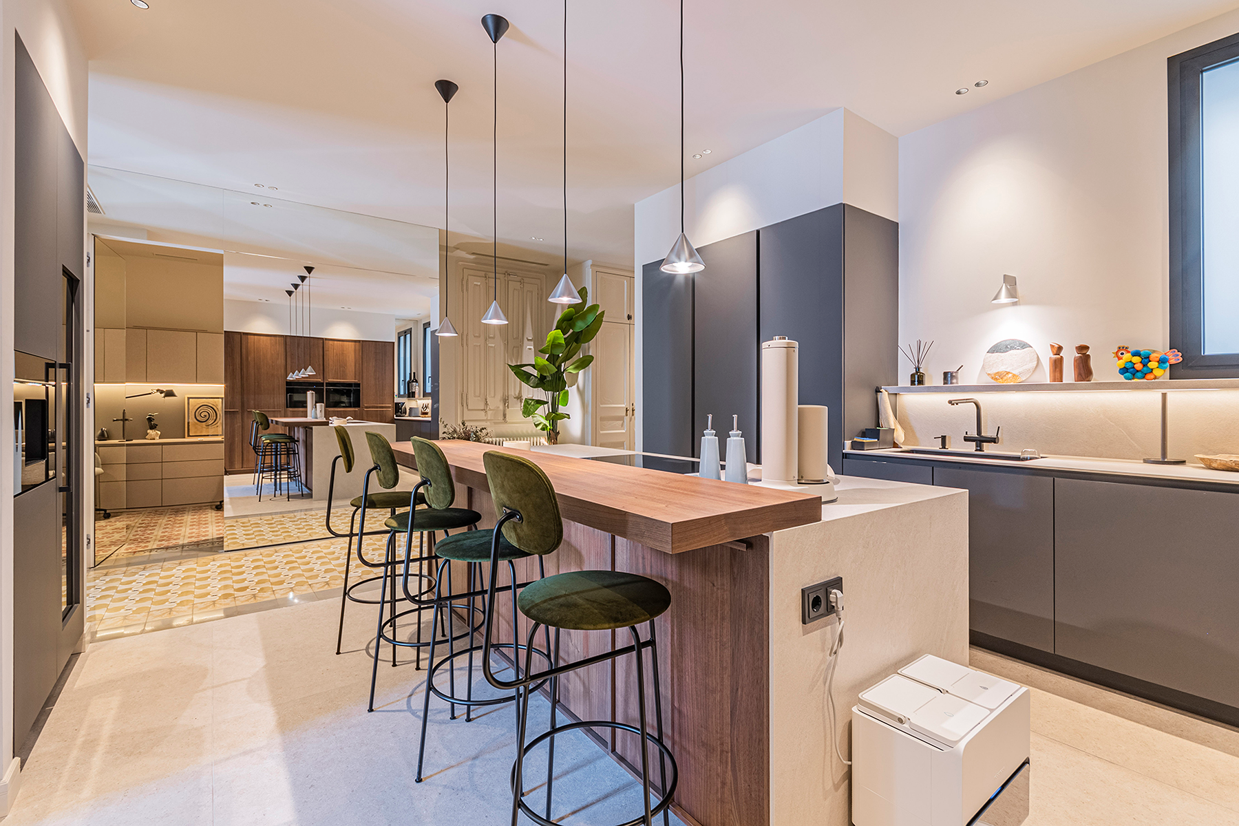  Apartment with extraordinary finishes in the heart of Eixample Izquierdo - 物件實景