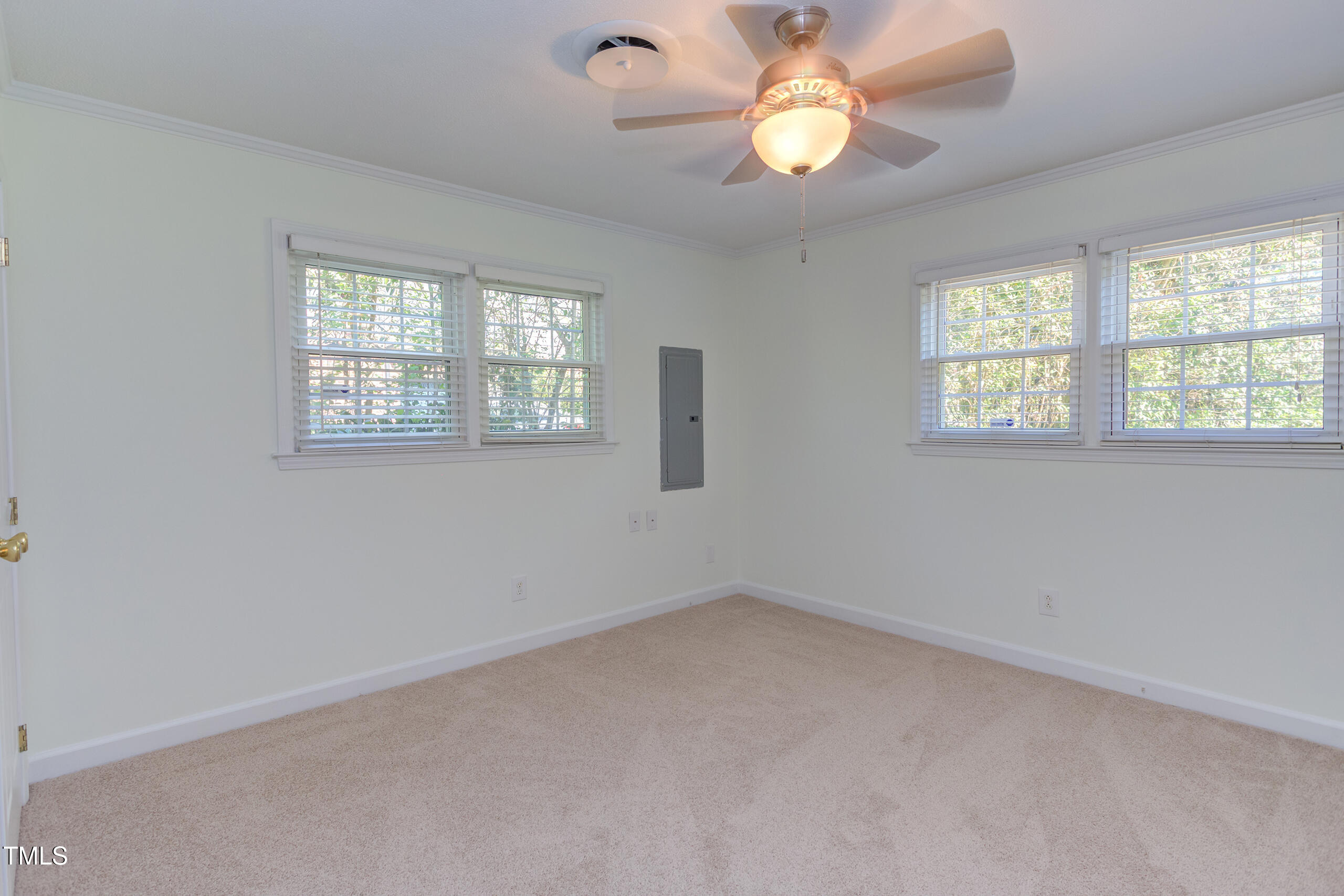 Raleigh, North Carolina, 27612, United States, 6 Bedrooms Bedrooms, ,4 BathroomsBathrooms,Residential,For Sale,1793984