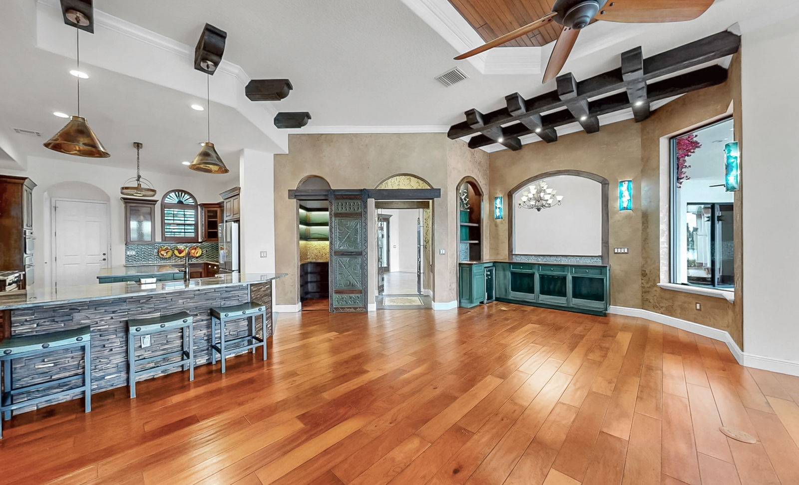 Apollo Beach, Florida, 33572, United States, 4 Bedrooms Bedrooms, ,5 BathroomsBathrooms,Residential,For Sale,1983999