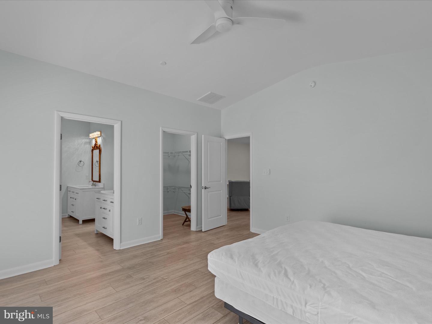 Ocean City, Maryland, 21842, United States, 3 Bedrooms Bedrooms, ,2 BathroomsBathrooms,Residential,For Sale,1847556