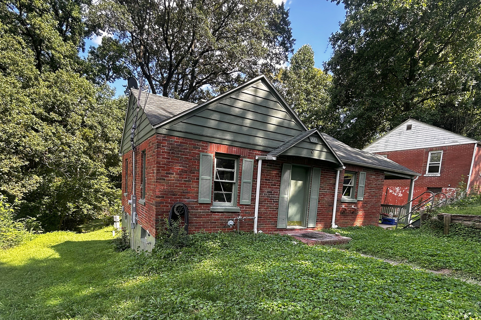 Tomlinson St, East Alton, IL 62024