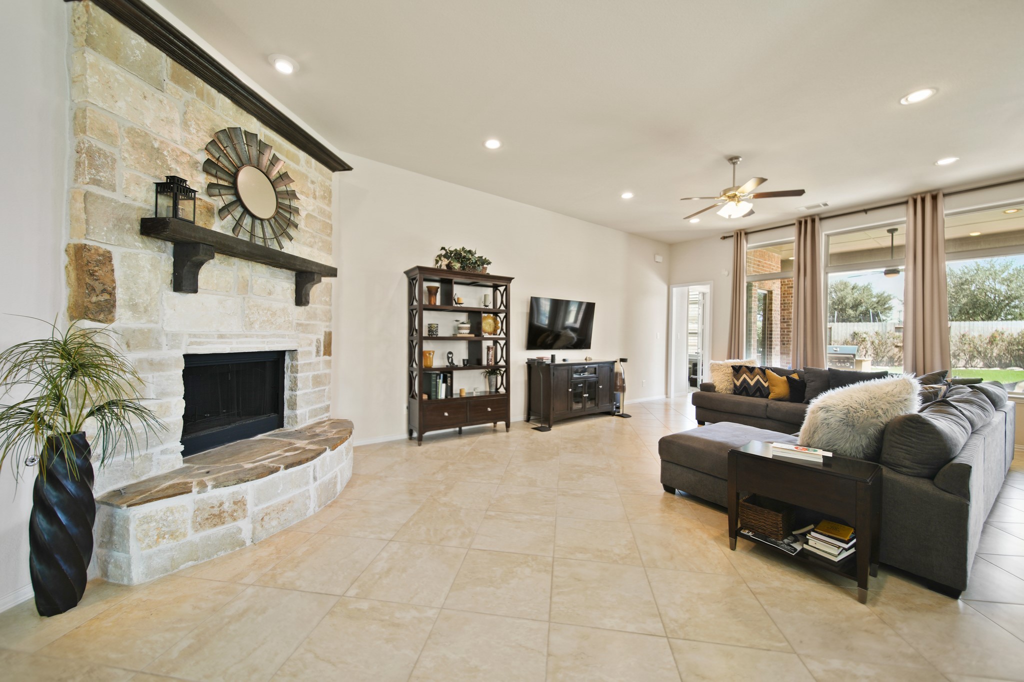 Richmond, Texas, 77407, United States, 4 Bedrooms Bedrooms, ,3 BathroomsBathrooms,Residential,For Sale,1940812