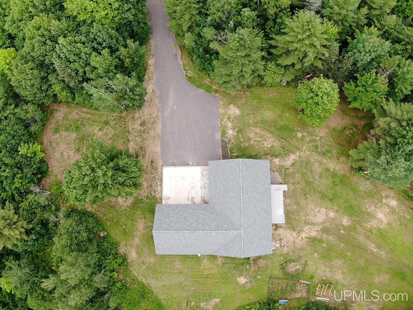 Hancock, Michigan, 49930, United States, 3 Bedrooms Bedrooms, ,3 BathroomsBathrooms,Residential,For Sale,1901071