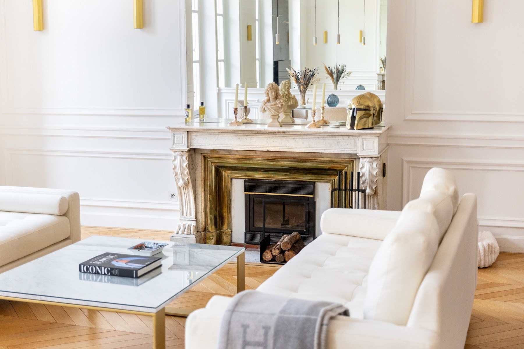  BORDEAUX – TRIANGLE AREA – EXQUISITE BOURGEOIS APARTMENT – 2 BEDROOMS – LIFT - 物件實景