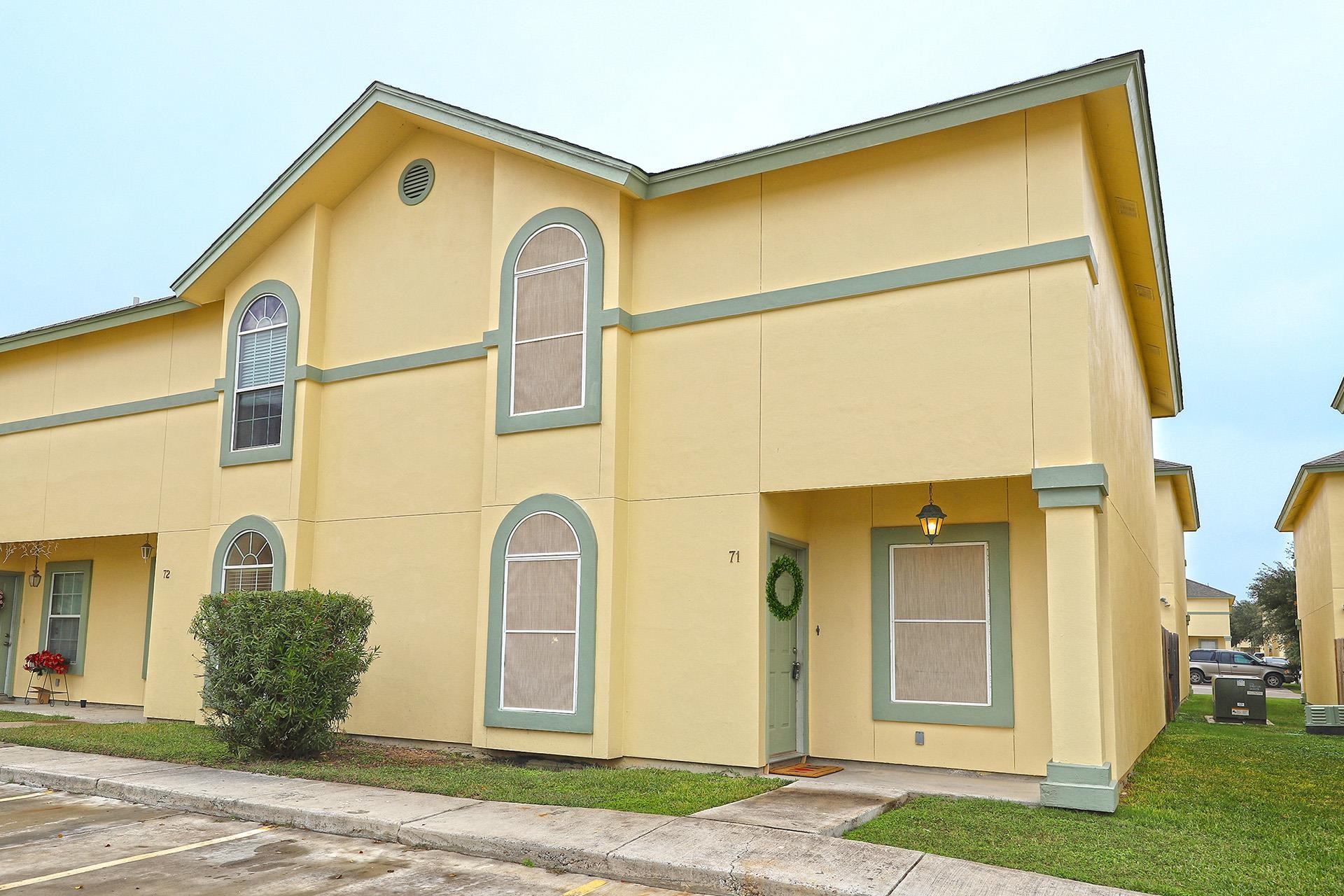 Ranchway Dr, Laredo, TX 78045