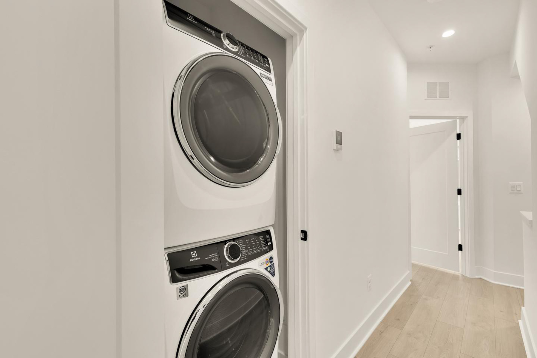  2615 Olmsted Court NW, Washington, DC, 20001 - 物件實景