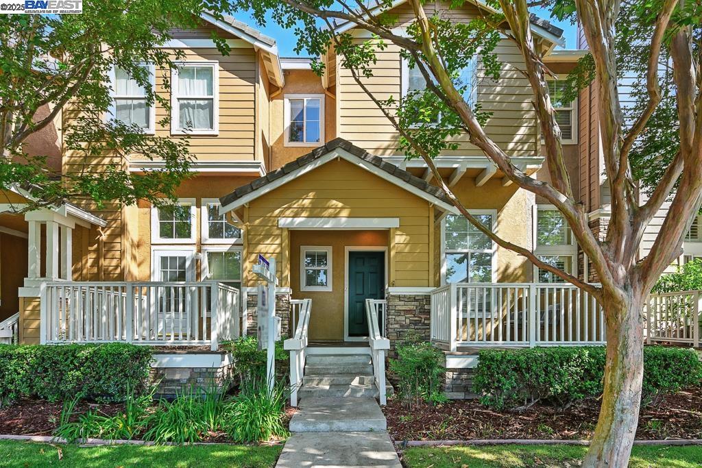 Dublin, California, 94568, United States, 3 Bedrooms Bedrooms, ,2 BathroomsBathrooms,Residential,For Sale,1987848