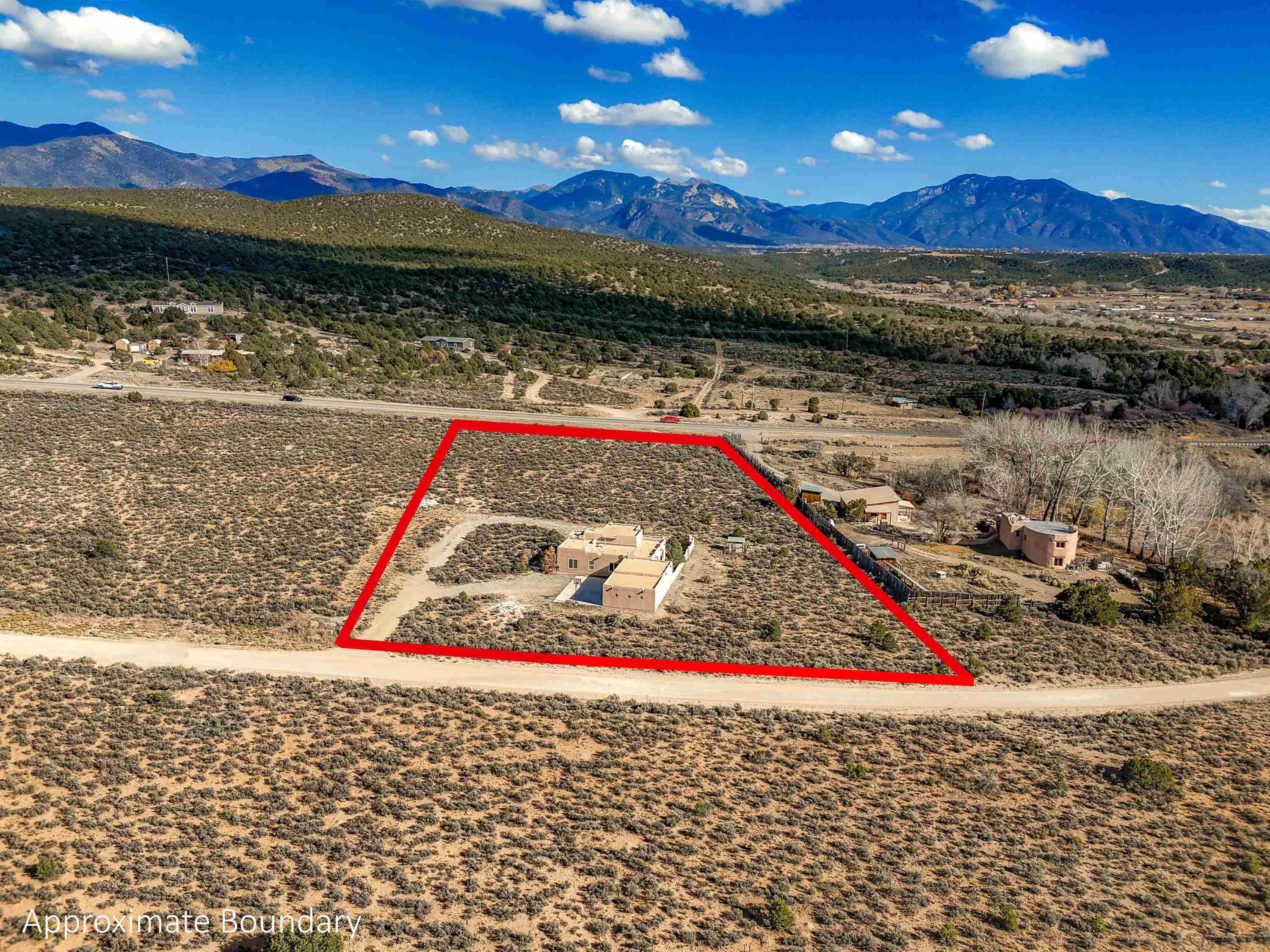 Arroyo Hondo, New Mexico, 87513, United States, 2 Bedrooms Bedrooms, ,2 BathroomsBathrooms,Residential,For Sale,1995561