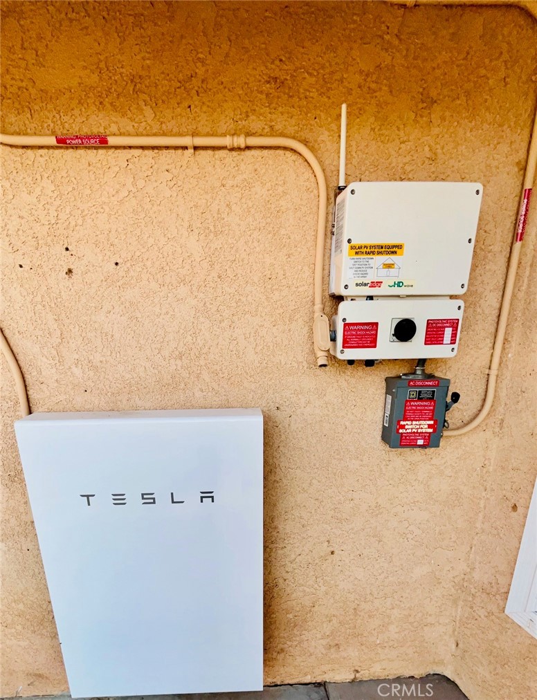 Apple Valley, California, 92308, United States, 4 Bedrooms Bedrooms, ,3 BathroomsBathrooms,Residential,For Sale,2001641