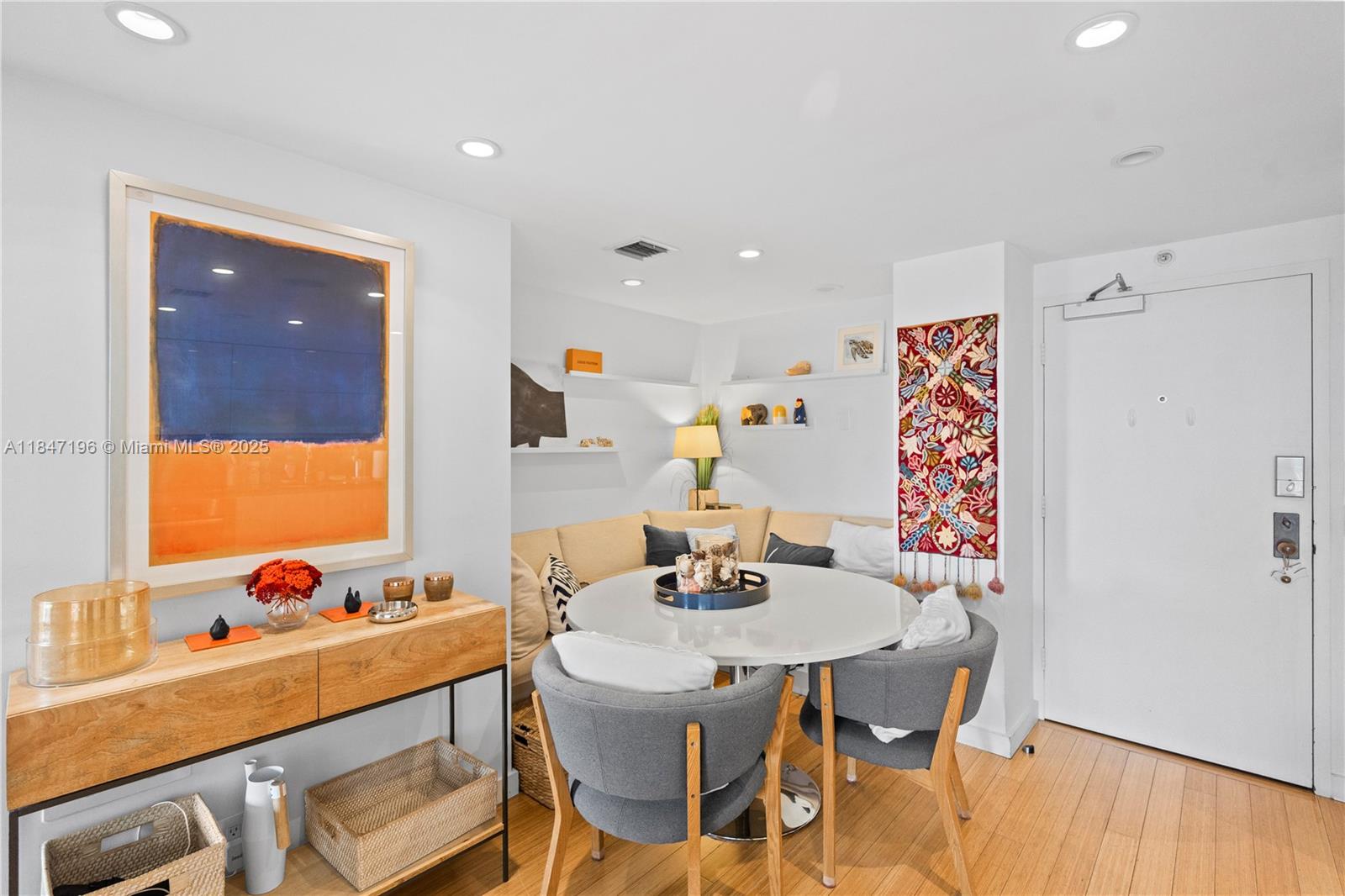 Miami, Florida, 33129, United States, 2 Bedrooms Bedrooms, ,2 BathroomsBathrooms,Residential,For Sale,1900950
