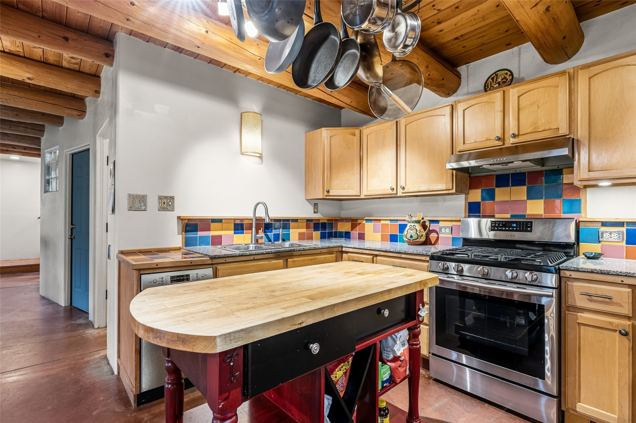  7641 Old Santa Fe Trail - 物件實景