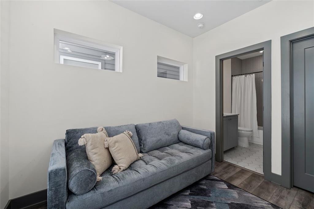 Atlanta, Georgia, 30307, United States, 3 Bedrooms Bedrooms, ,4 BathroomsBathrooms,Residential,For Sale,1950336