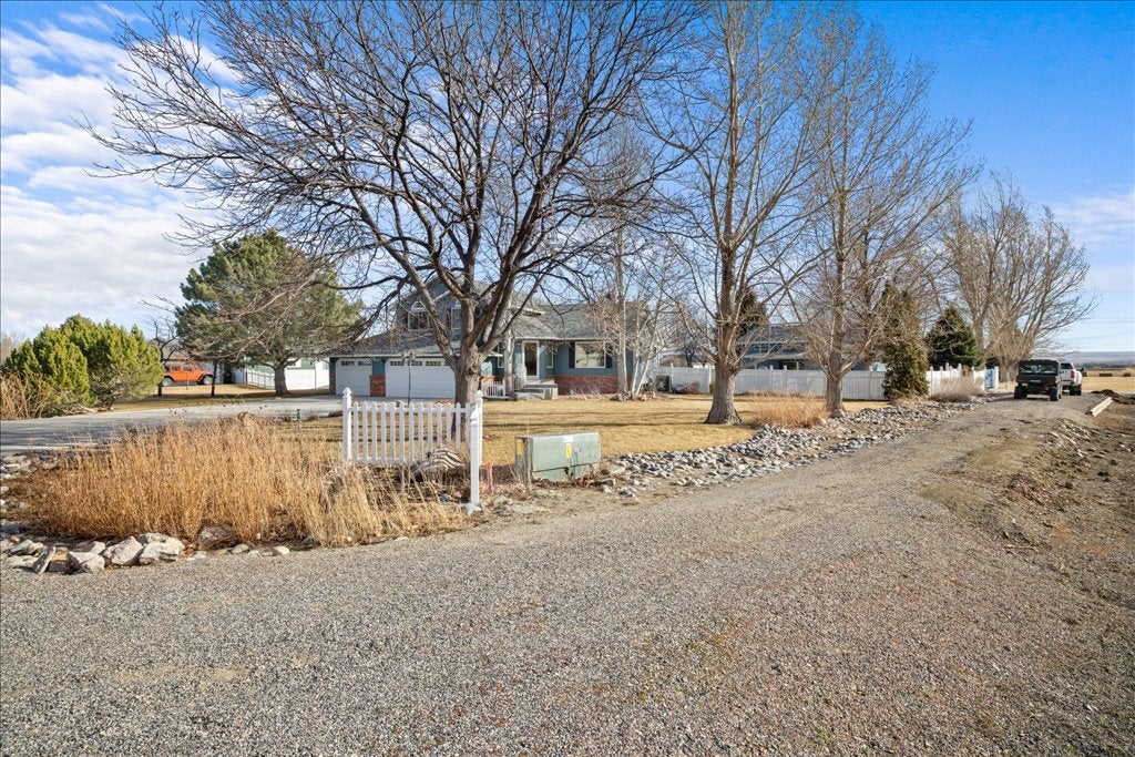 Billings, Montana, 59106, United States, 4 Bedrooms Bedrooms, ,3 BathroomsBathrooms,Residential,For Sale,2048330
