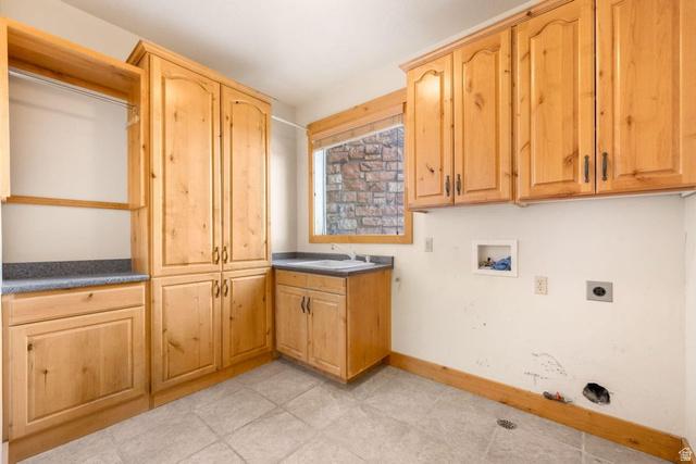 St. George, Utah, 84790, United States, 7 Bedrooms Bedrooms, ,6 BathroomsBathrooms,Residential,For Sale,1986133