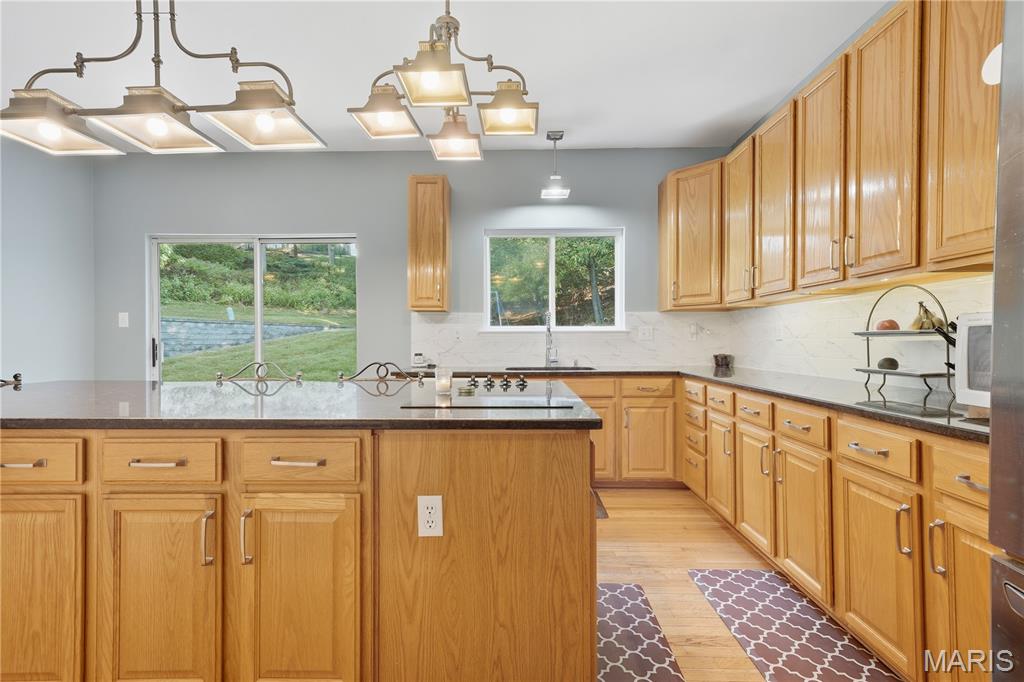 Wildwood, Missouri, 63011, United States, 4 Bedrooms Bedrooms, ,3 BathroomsBathrooms,Residential,For Sale,1962420