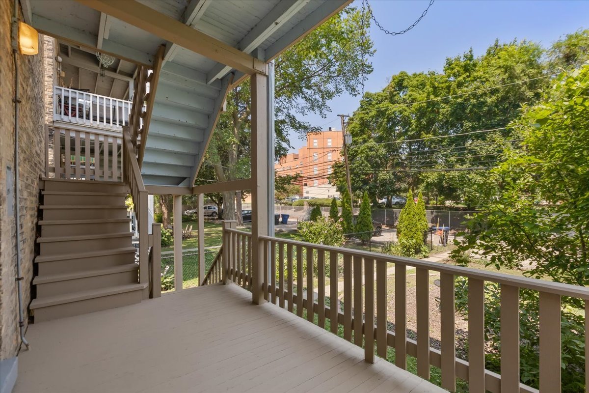Evanston, Illinois, 60202, United States, 4 Bedrooms Bedrooms, ,Residential,For Sale,1923583