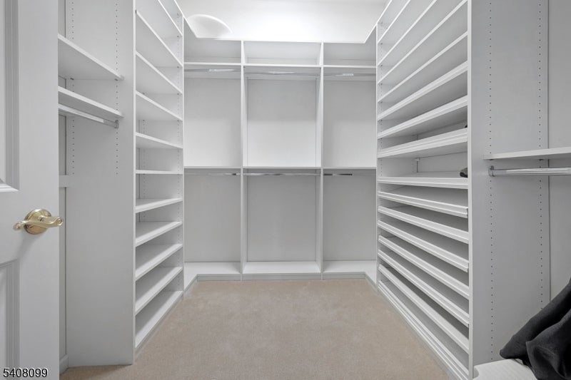 Monroe Township, New Jersey, 08831, United States, 2 Bedrooms Bedrooms, ,2 BathroomsBathrooms,Residential,For Sale,1976963