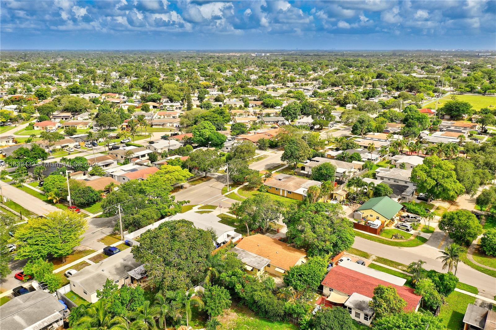Hollywood, Florida, 33024, United States, 3 Bedrooms Bedrooms, ,2 BathroomsBathrooms,Residential,For Sale,1892932