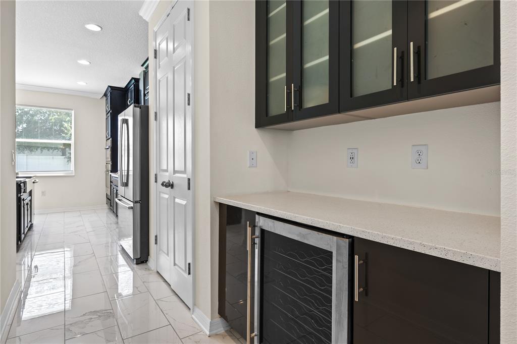 Orlando, Florida, 32836, United States, 5 Bedrooms Bedrooms, ,4 BathroomsBathrooms,Residential,For Sale,1940784