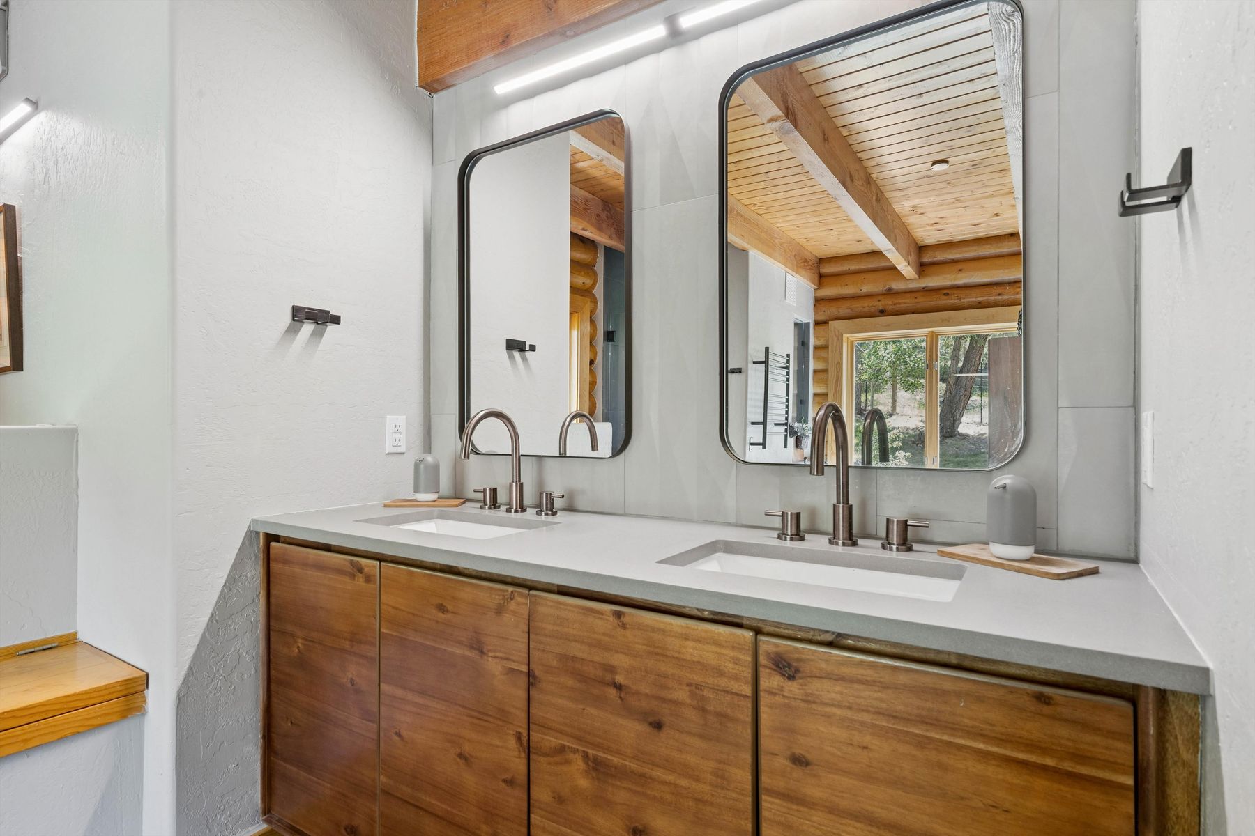  4620 Forest Hill Road, Evergreen, CO, 80439 - 物件實景