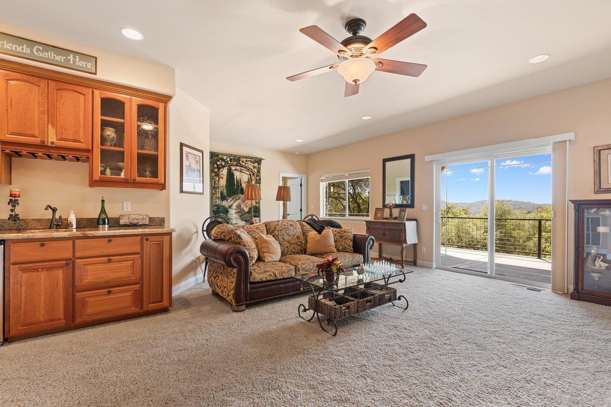 Penn Valley, California, 95946, United States, 5 Bedrooms Bedrooms, ,3 BathroomsBathrooms,Residential,For Sale,1915394