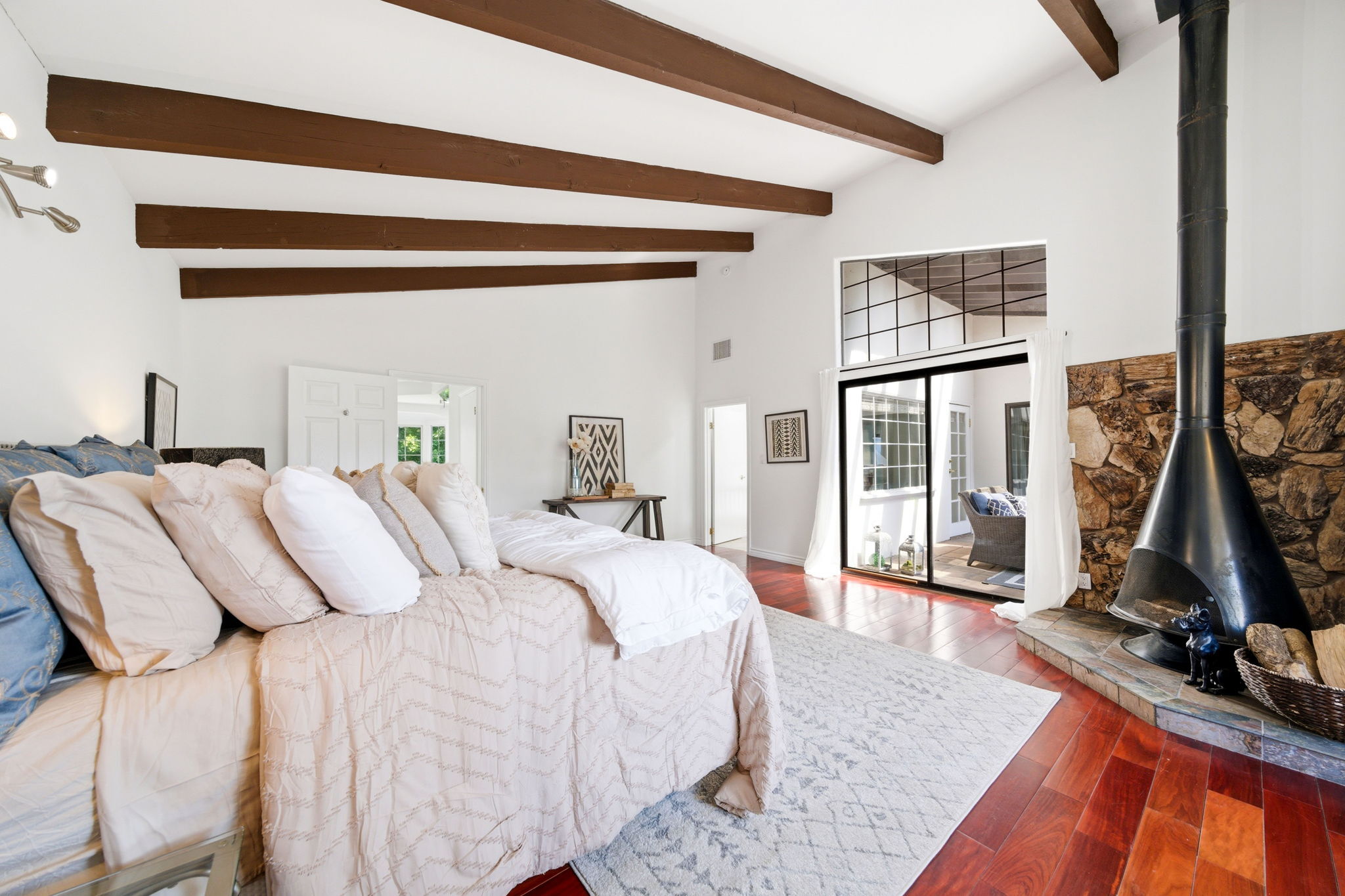  4115 Laurelgrove Ave - 物件實景