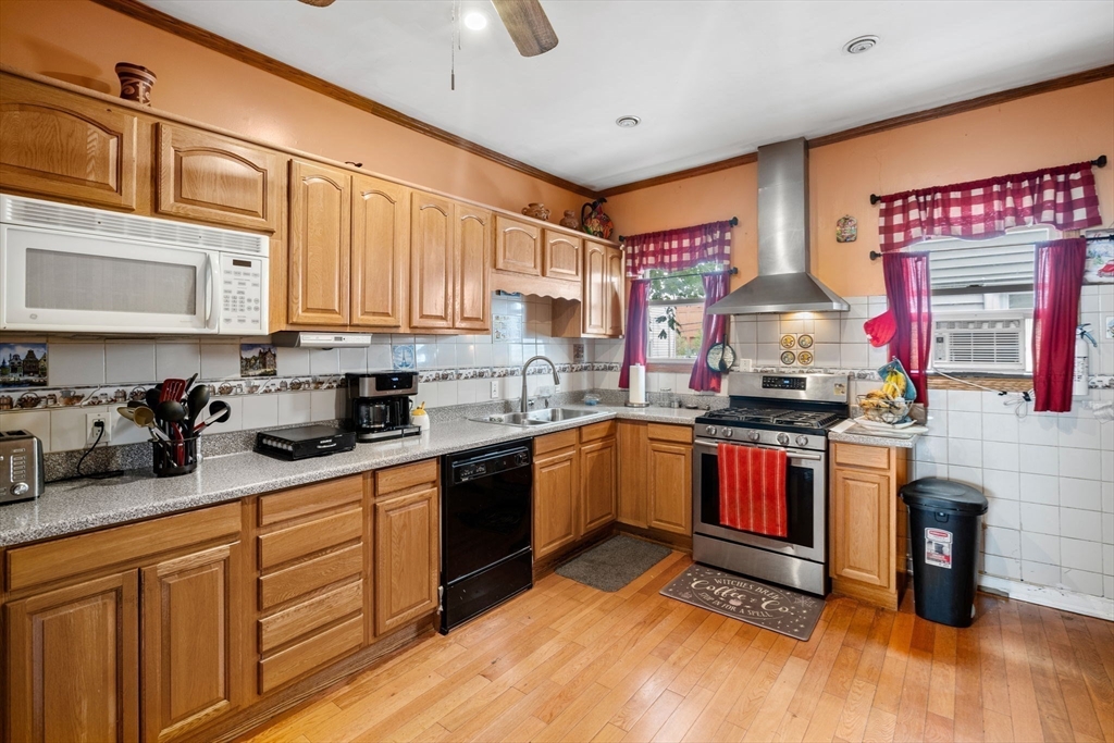 Boston, Massachusetts, 02130, United States, 5 Bedrooms Bedrooms, ,5 BathroomsBathrooms,Residential,For Sale,1885103