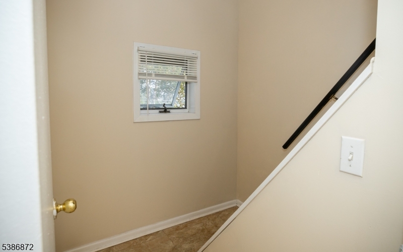 Hawthorne, New Jersey, 07506-3729, United States, 4 Bedrooms Bedrooms, ,Residential,For Sale,1979811