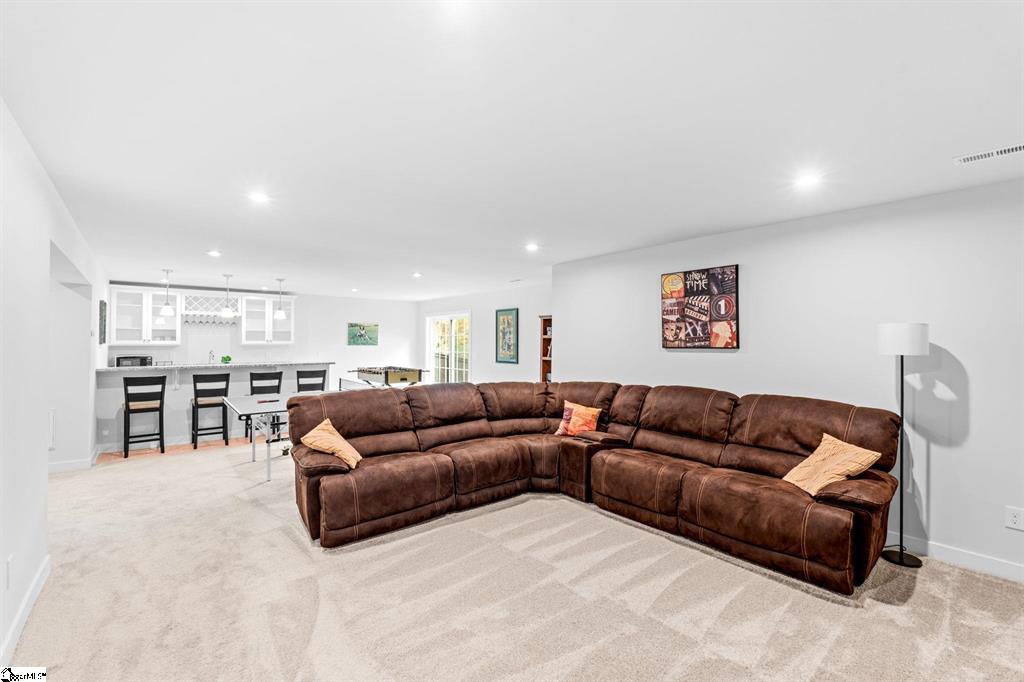 Greenville, South Carolina, 29607, United States, 6 Bedrooms Bedrooms, ,4 BathroomsBathrooms,Residential,For Sale,1986555